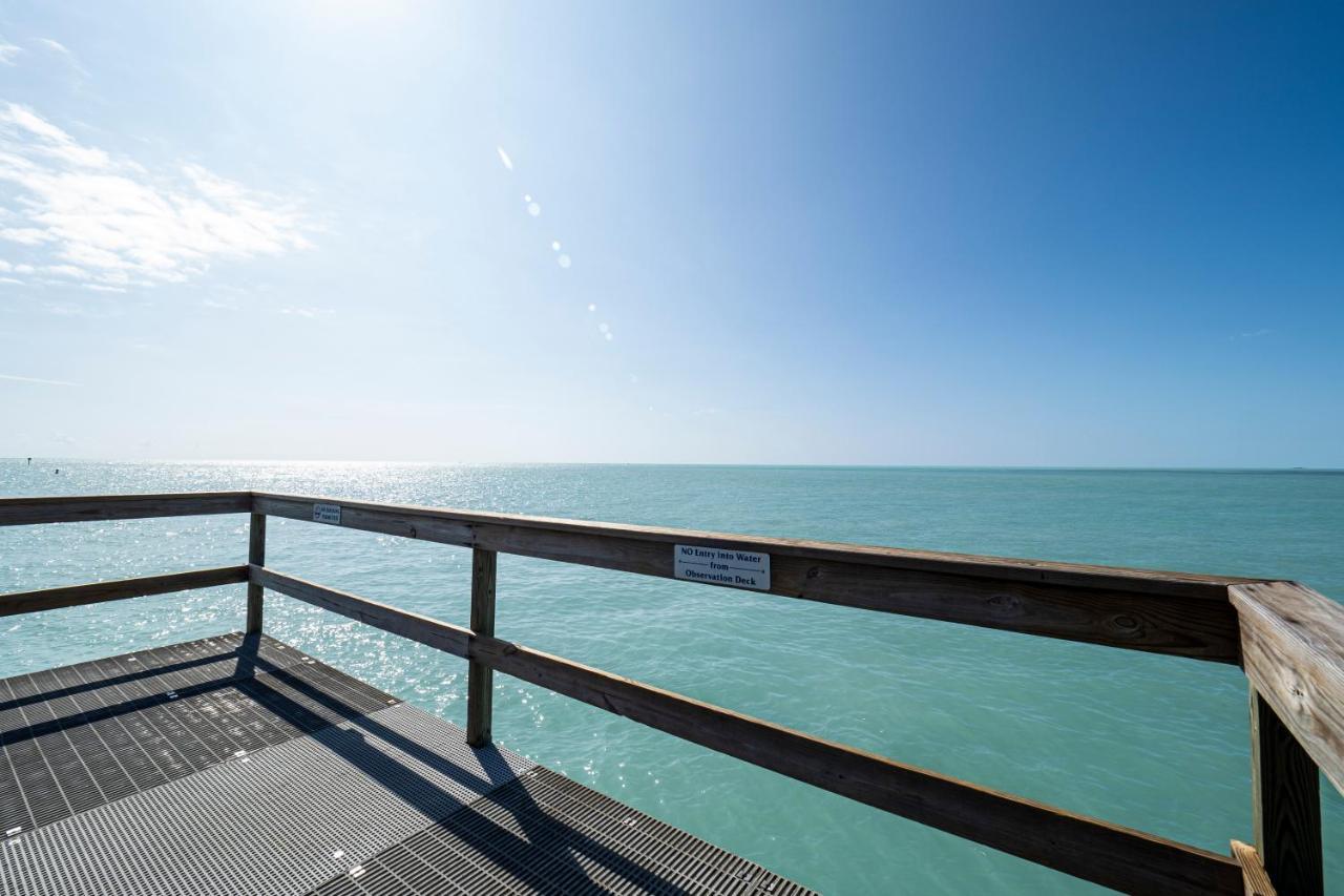 Newly Renovated 3Br2Ba Duplex With Private Dock Villa Key Colony Beach Exterior photo