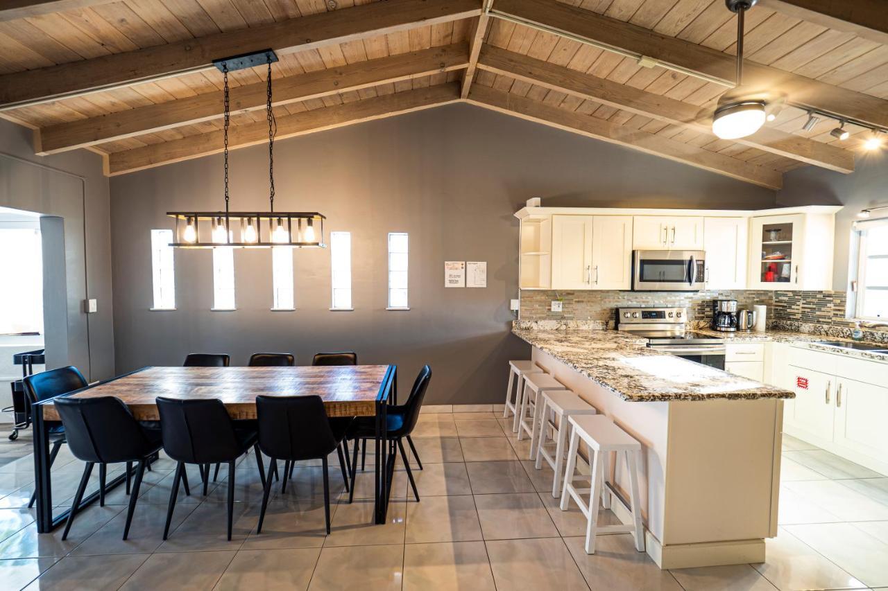 Newly Renovated 3Br2Ba Duplex With Private Dock Villa Key Colony Beach Exterior photo