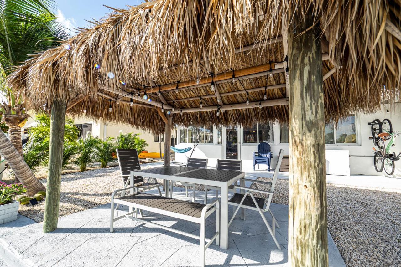 Newly Renovated 3Br2Ba Duplex With Private Dock Villa Key Colony Beach Exterior photo