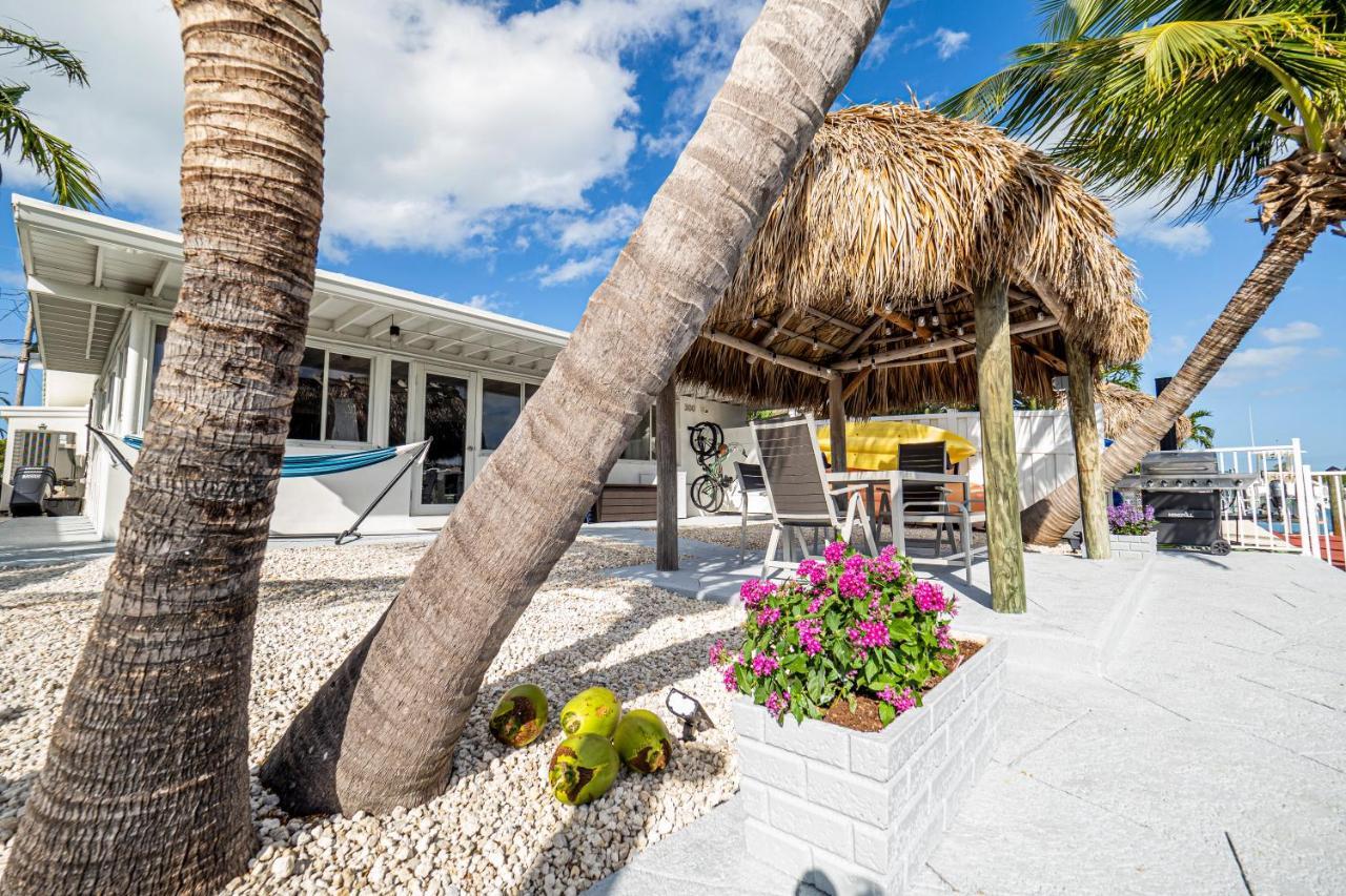Newly Renovated 3Br2Ba Duplex With Private Dock Villa Key Colony Beach Exterior photo
