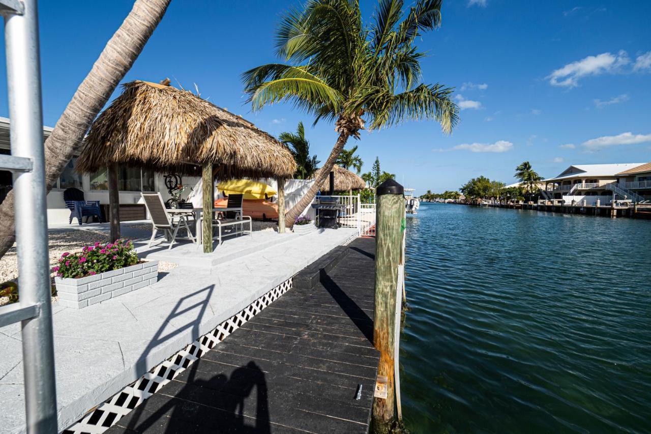 Newly Renovated 3Br2Ba Duplex With Private Dock Villa Key Colony Beach Exterior photo